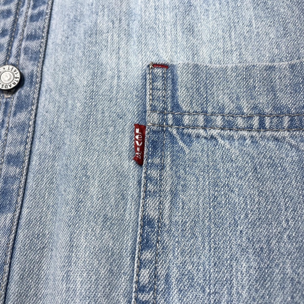 Levi's Shirt Mens Medium Blue Denim Button Front Long Sleeve Casual Red Tab VTG - Picture 3 of 11